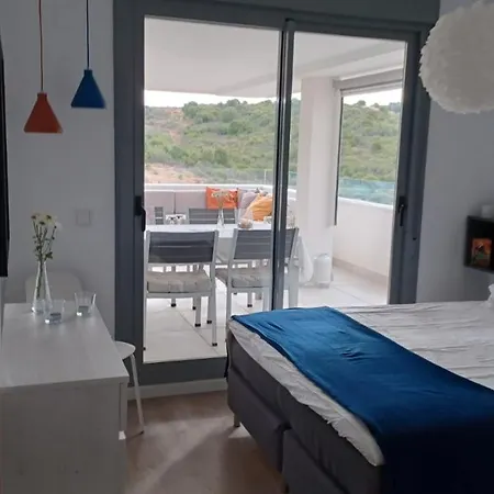 아파트 Seaview Bahia Dorada 3 Bedrooms Endast Langtidsuthyrning