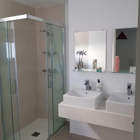 Seaview Bahia Dorada 3 Bedrooms Endast Langtidsuthyrning Lejlighed Estepona